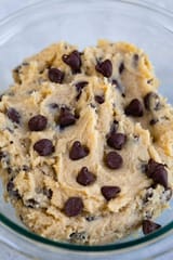 edible-cookie-dough-1-2504086379