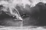 GigaChad surfing