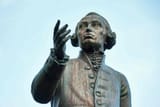 216803346-statue-kant