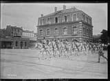 Arrivée_de_la_Garde_noire_du_sultan_du_Maroc_Moulay_Youssef_à_Paris,_9-7-1926