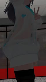 VRChat_2025-07-01_21-39-55.956_1080x1920