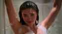 Hailuo_Video_Close up shot of Hailee Steinf_399130649173401600_thumb.jpg