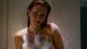 Hailuo_Video_Close up shot of Scarlett Joha_399139787408384000_thumb.jpg