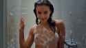 Hailuo_Video_Close up shot of Ariana Grande_400454808780783619_thumb.jpg