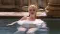 Hailuo_Video_Close up shot of Elle Fanning _400548786855346181_thumb.jpg