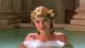 Hailuo_Video_Close up shot of Taylor Swift _400568528664100868_thumb.jpg