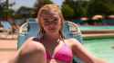 Hailuo_Video_Close up shot of Elle Fanning _401530078992392198_thumb.jpg