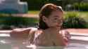 Hailuo_Video_Close up shot of Emma Stone le_401629116504854532_thumb.jpg
