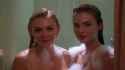 Hailuo_Video_Close up shot of Elle Fanning _401362186615242761_thumb.jpg
