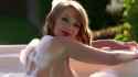 Hailuo_Video_Close up shot of Taylor Swift _401846550318936067_thumb.jpg