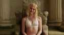 Hailuo_Video_Close up shot of Elle Fanning _402053734545907719_thumb.jpg