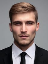 Textured-Crop-Professional-Hairstyle-Men