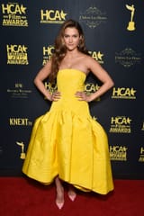 chloe-east-at-hollywood-critics-association-s-2023-film-awards-in-beverly-hills-02-24-2023-2