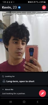 Screenshot_20250214_132529_Tinder
