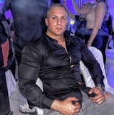 FP_DwwLWYAAz14M