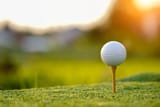 golf-ball-on-tee-in-the-i202379
