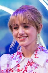 Natalia Dyer 133