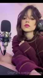 G7L2MFFu_thumb.jpg