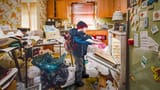 HT_hoarder_home_07_jef_150415_16x9_992