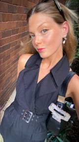 mollygram.com_InstagramStory_289380364_3573422254556052733