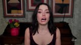 daisy-ridley-funny-faces-being-cute-on-jimmy-kimmel-live-v0-plexgk9u44y91