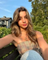 mikaylacampinos_430897030_422685970317675_7247788987504122376_n