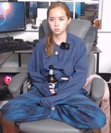 bottle_beetwen_legs