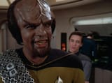 MDg2YWM3ZDYtNjA3NS00NmU1LWExYzAtMGRmMjVmZGEyYzY5_worfs_one-liners_-_potential_images_6_-_worf_discusses_mating_rituals_in_the_dauphin