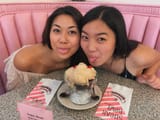 2 girls 1 cup