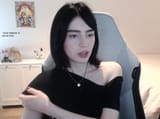 pale tranny shoulder
