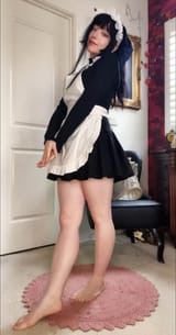maid-robin-v0-exbyyjf7mm3f1