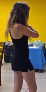435