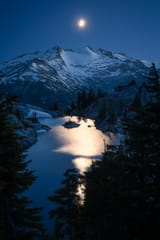 MoonOverMtDaniel