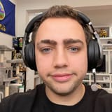Mizkif_Selfie-01