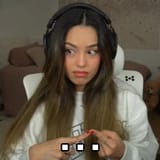 126128