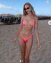 Undress V2 06230903_thumb.jpg