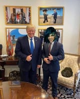 1652088279424