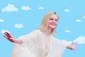 flying elle_thumb.jpg