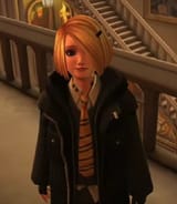 Beatrice_Haywood_on_the_Grand_Staircase