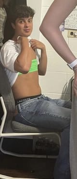 11A586EA-4F73-4DD7-9CF8-0BA0EE2D1EE4