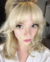 cute-anya-taylor-joy-selfies-v0-1b77ka5zvaf91