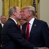 trump putin kiss