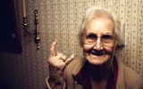 Wallpaper_grandma