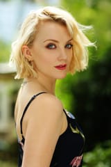 Just+Beings+Website+Evanna+Headshot
