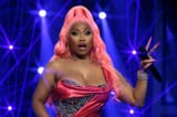 nicki-minaj-vs-everybody
