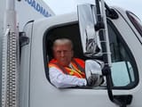 TRUMP.delivery......