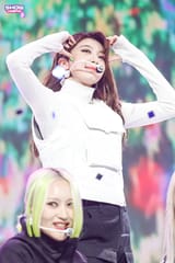 siyeon posting