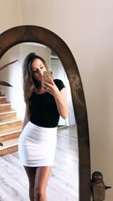 (11)