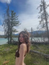 Cait(52)