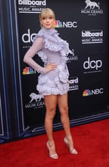 Such sexy legs